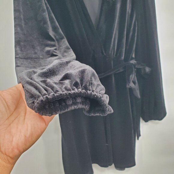 Disturbia Cleome Floral Embroider Velour Faux Wrap Mini Dress Women Size 16 NWT - Picture 5 of 16